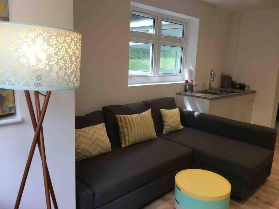 Bright And Spacious Annex Near With Private Garden * Lymington