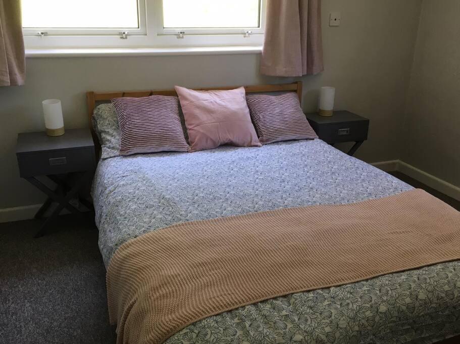 Bright And Spacious Annex Near With Private Garden Holiday home *