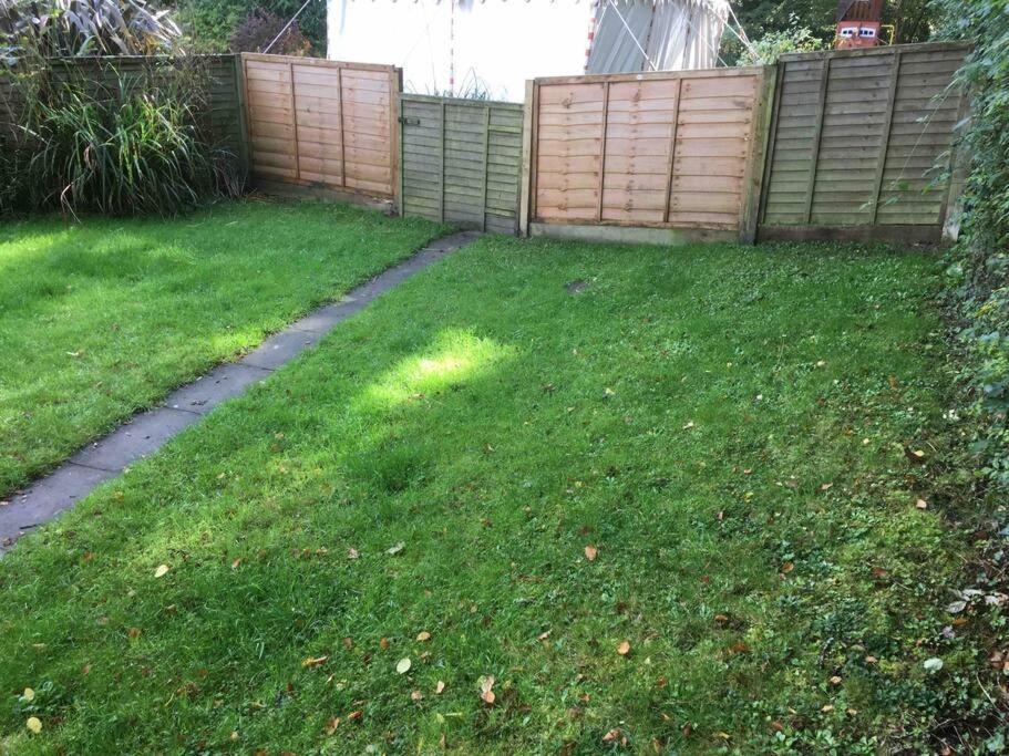 Holiday home Bright And Spacious Annex Near With Private Garden Lymington