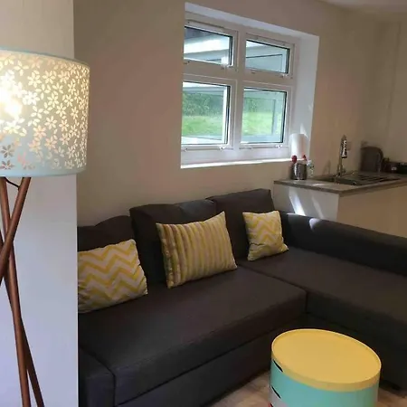 Bright And Spacious Annex Near Lymington With Private Garden Exterior foto