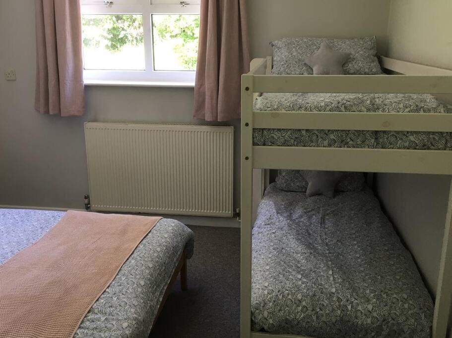 Bright And Spacious Annex Near With Private Garden Lymington